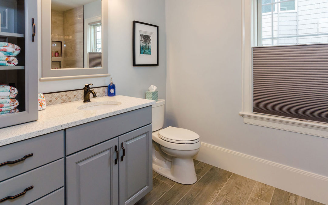 Make the Most of Your Small Bathroom Design
