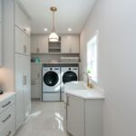 Laundry-Bar Room